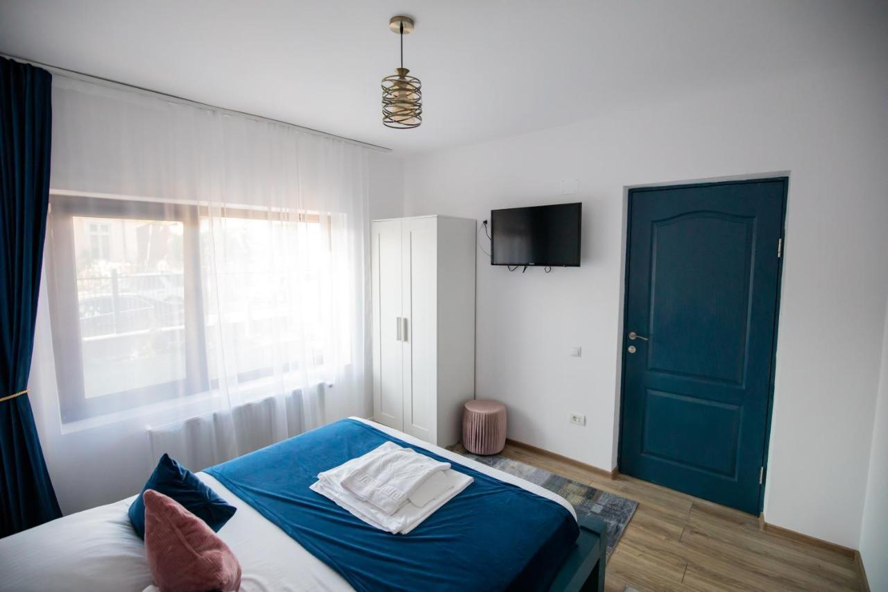 Dania&Petru Residence Aknavásár Kültér fotó