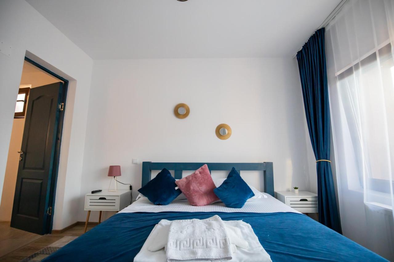 Dania&Petru Residence Aknavásár Kültér fotó